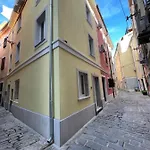 Star Apartment Piran